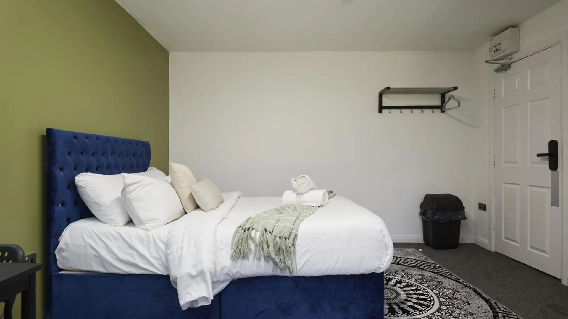 Apartament Bv Royal Comfy Studio Seven Suite Queensgate Huddersfield Wielka Brytania