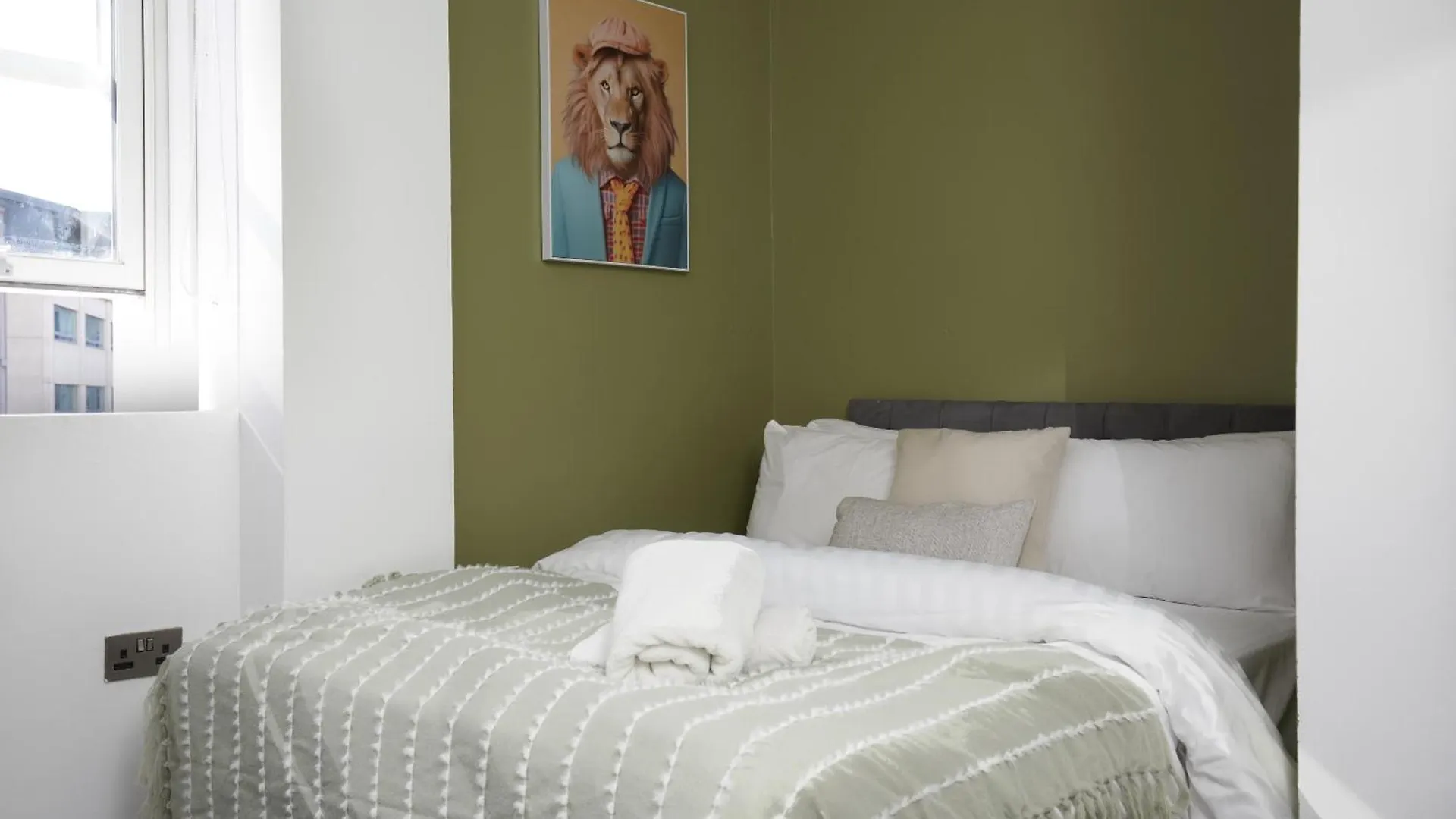 Bv Royal Comfy Studio Seven Suite Queensgate Huddersfield Apartament