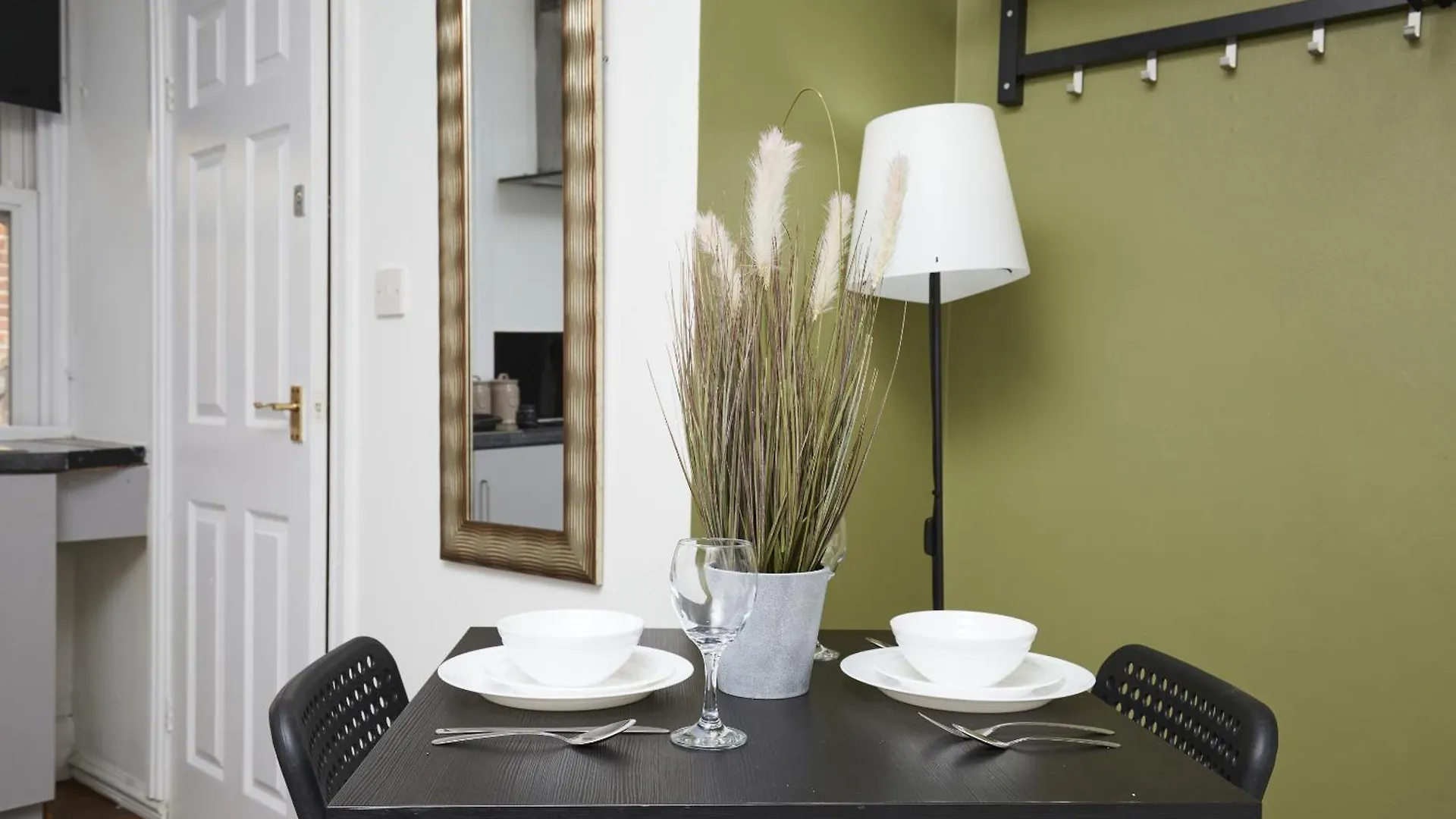 Bv Royal Comfy Studio Seven Suite Queensgate Huddersfield