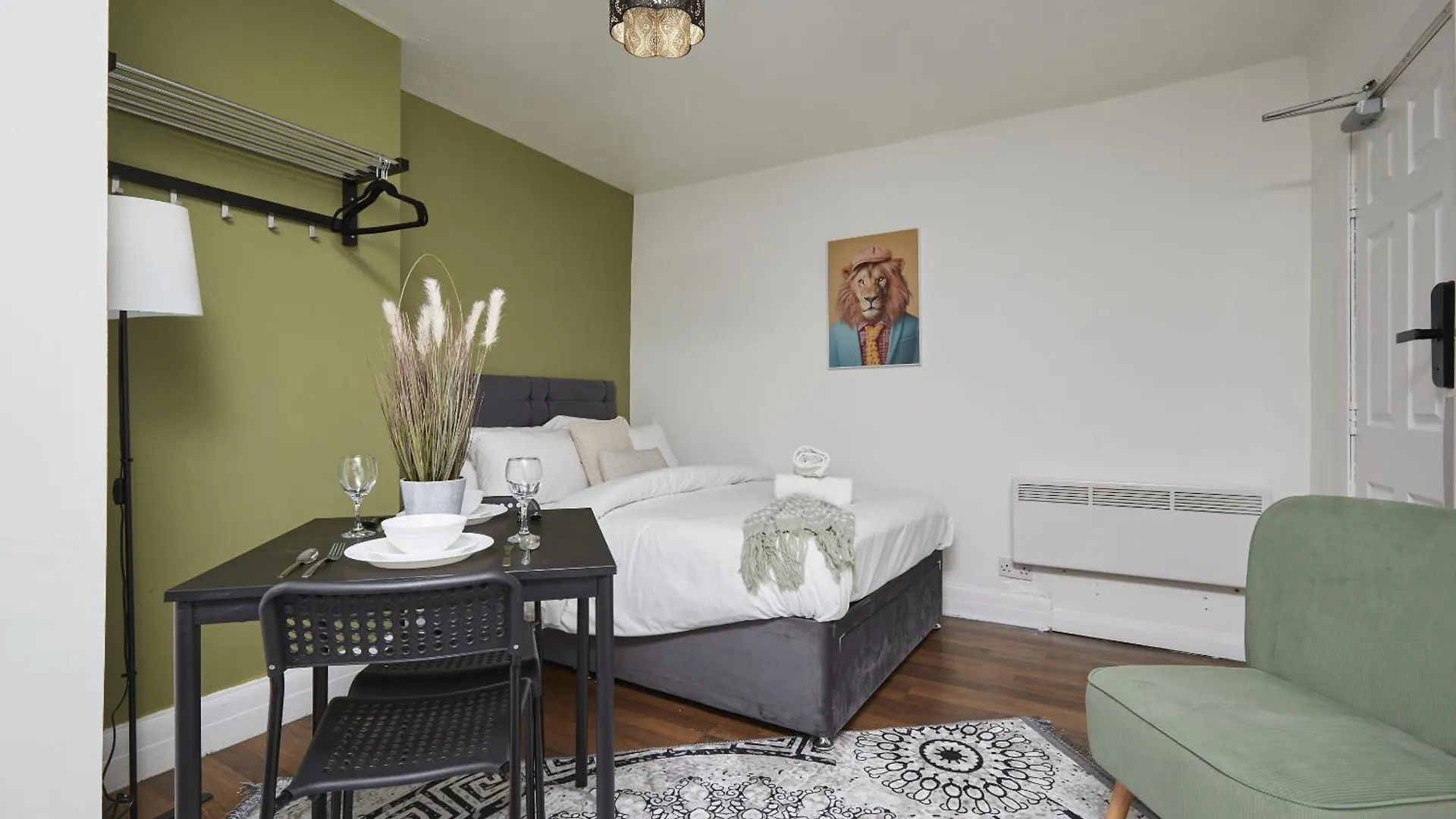 Apartament Bv Royal Comfy Studio Seven Suite Queensgate Huddersfield Wielka Brytania