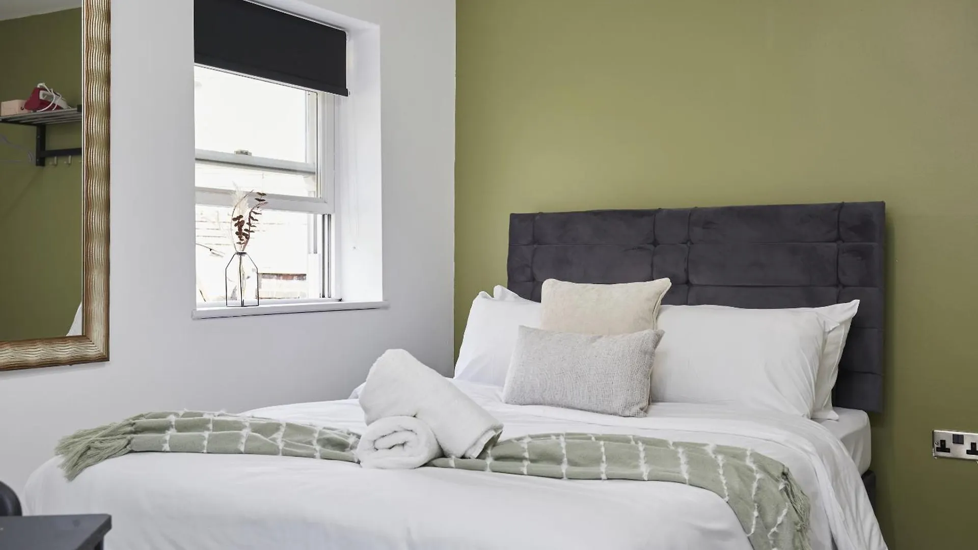 Bv Royal Comfy Studio Seven Suite Queensgate Huddersfield Apartament