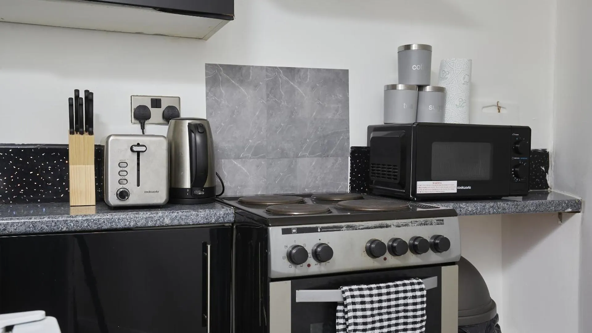 Apartament Bv Royal Comfy Studio Seven Suite Queensgate Huddersfield Wielka Brytania