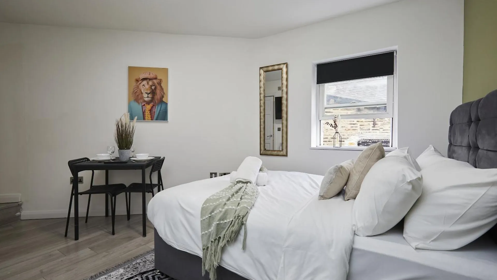 Apartament Bv Royal Comfy Studio Seven Suite Queensgate Huddersfield